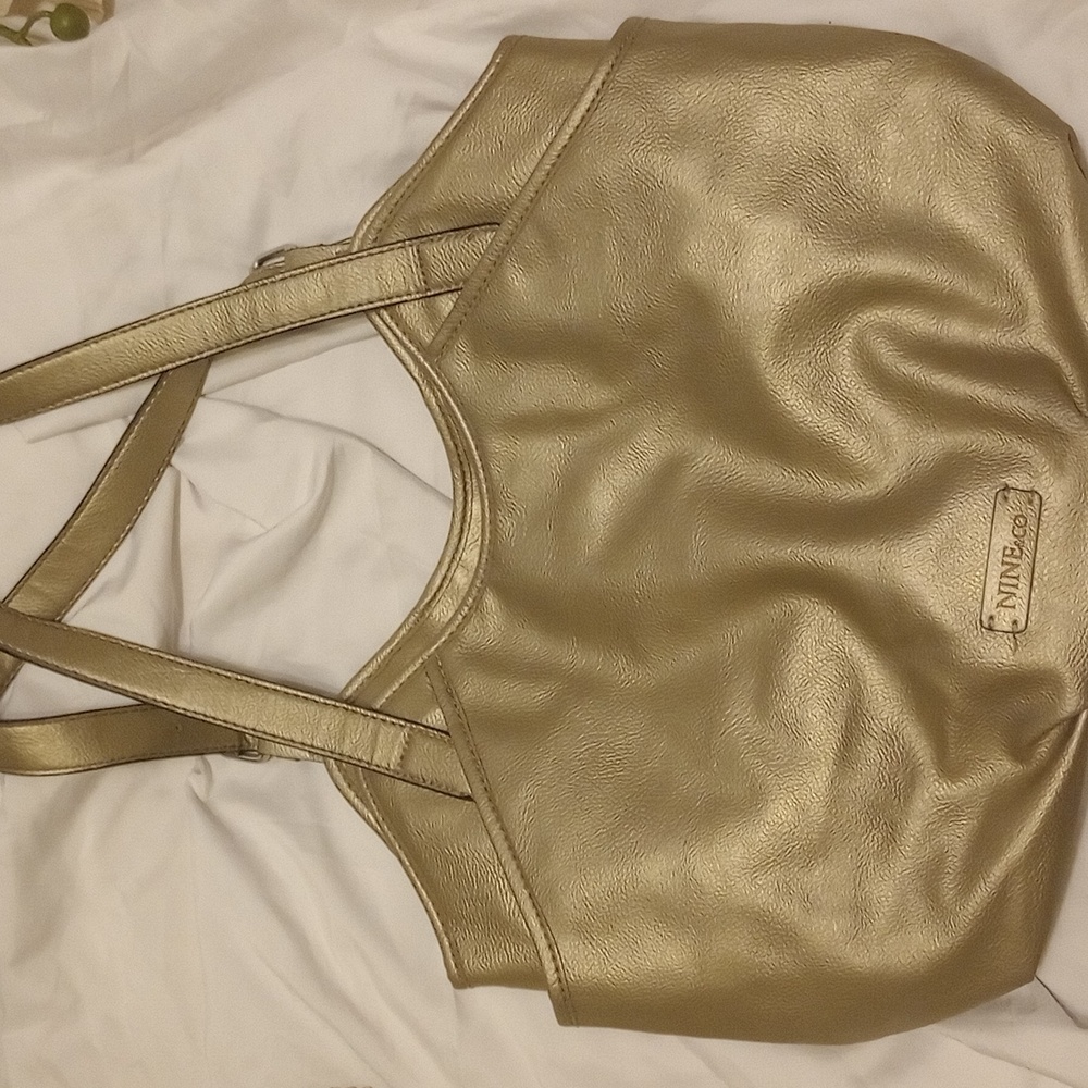 Nine&Co purse